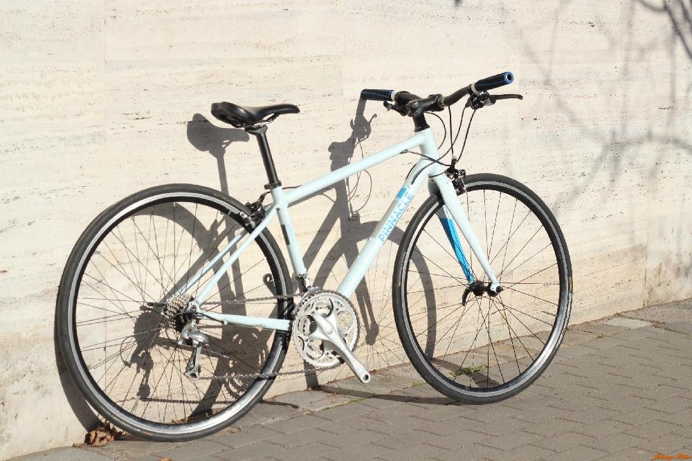 Pinnacle Laterite használt Fitnessz kerékpár (42cm Alumínium)
