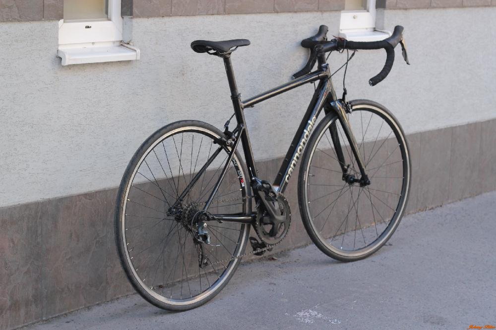 Használt Cannondale Optimo Országúti Kerékpár (54cm Alu)