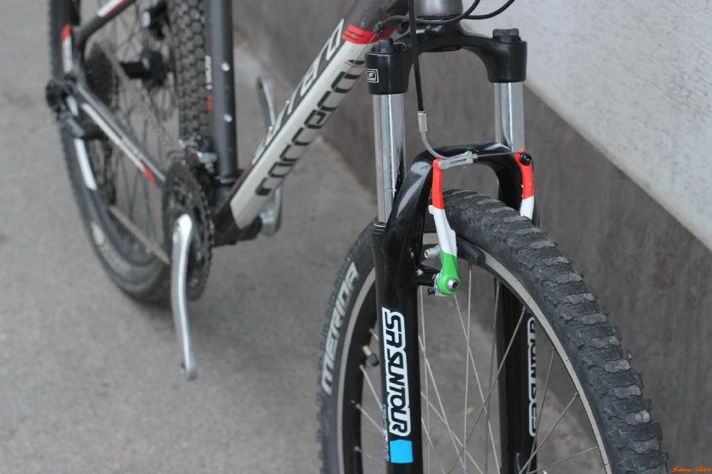Megkímélt Carrera Vengance MTB Kerékpár (46cm Alu)