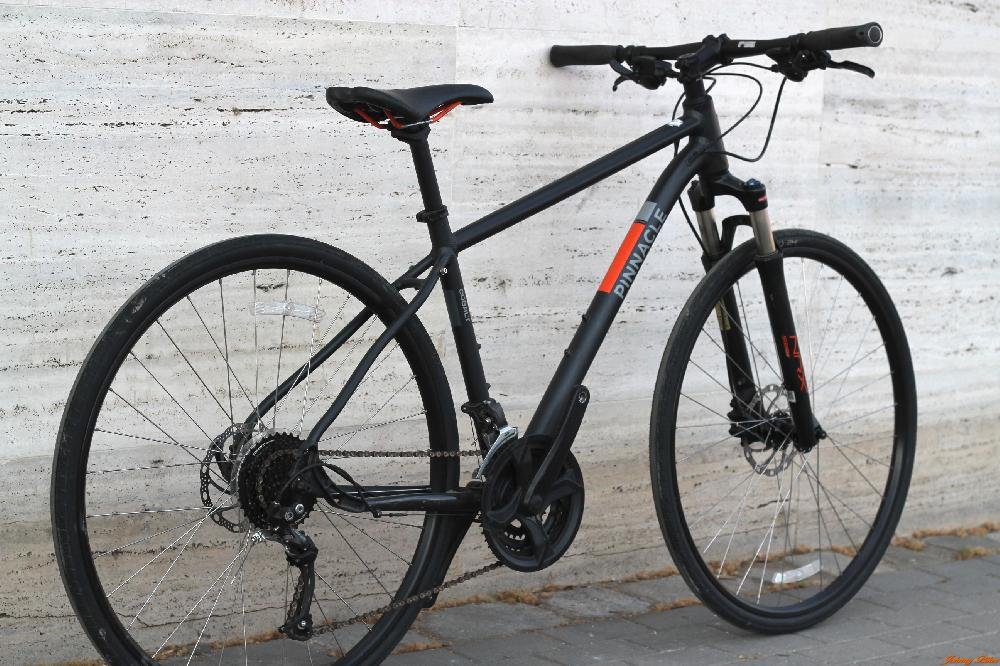 Megkímélt Pinnacle Cobalt Two Trekking Kerékpár (47cm Alu)