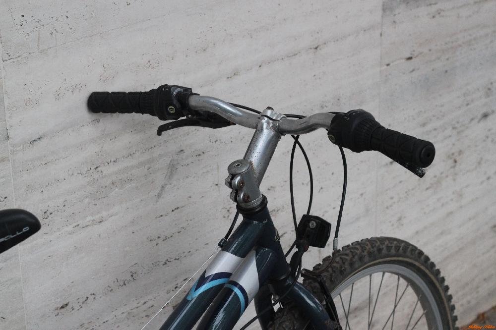 Használt Női MTB Kerékpár Apollo Gradient (44cm Acél)