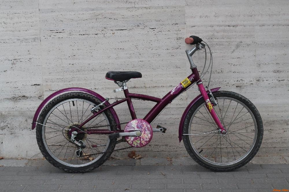 Használt Gyerek 20-as Kerékpár Btwin (30cm Acél)