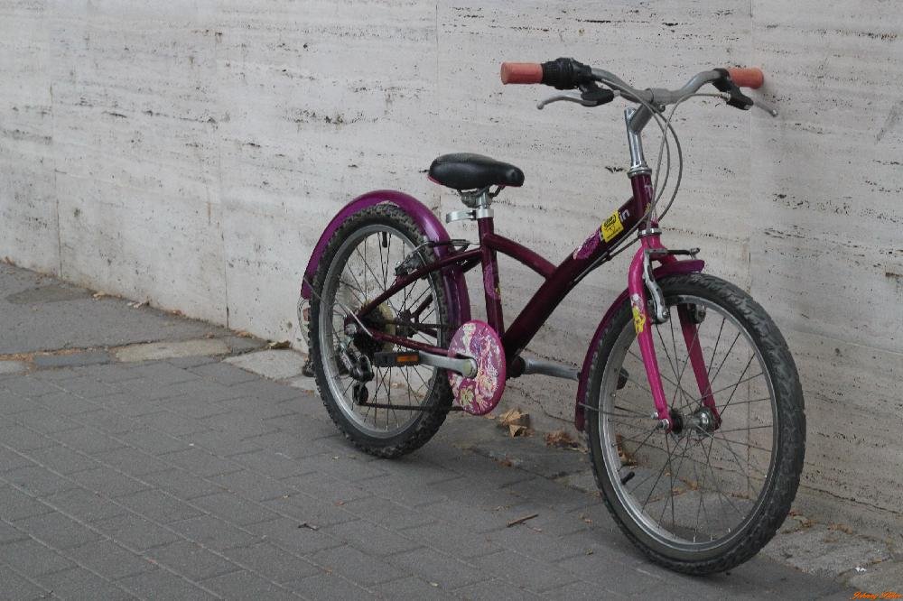Használt Gyerek 20-as Kerékpár Btwin (30cm Acél)